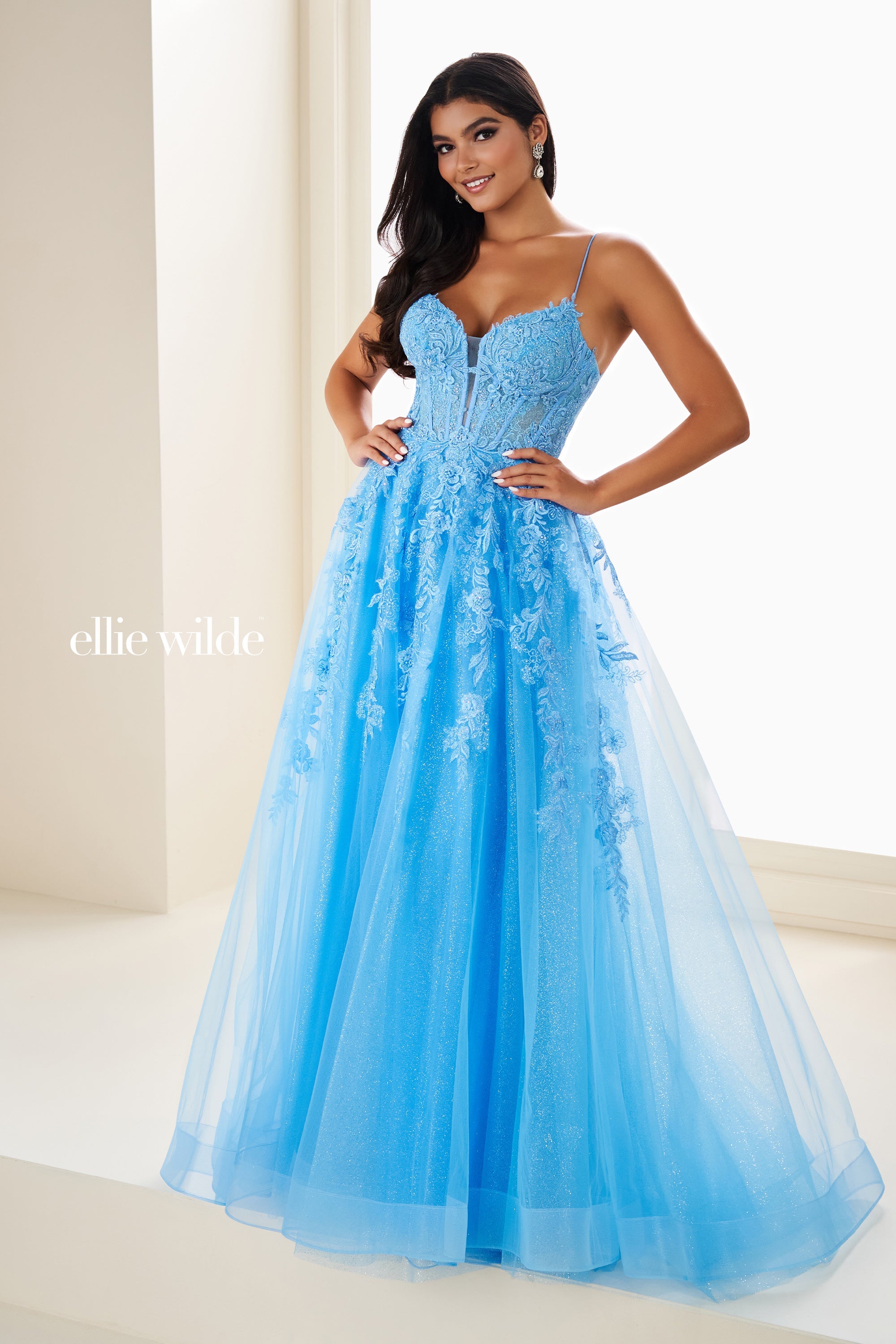 EW34036 - Ellie Wilde