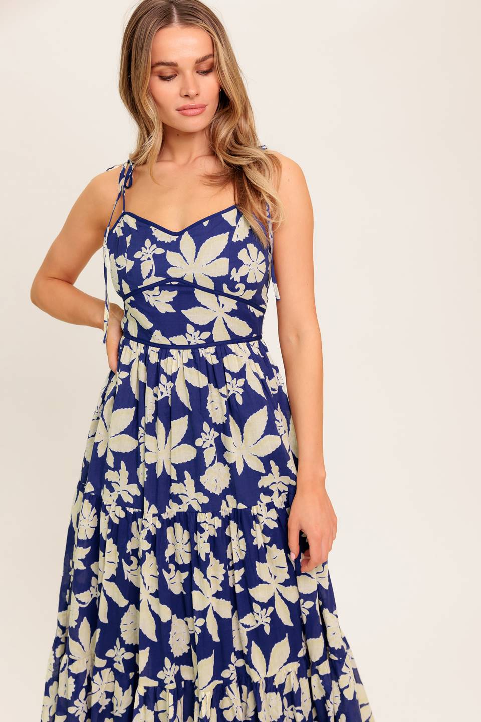 PETALS IN THE WIND MIDI DRESS - NAVY
