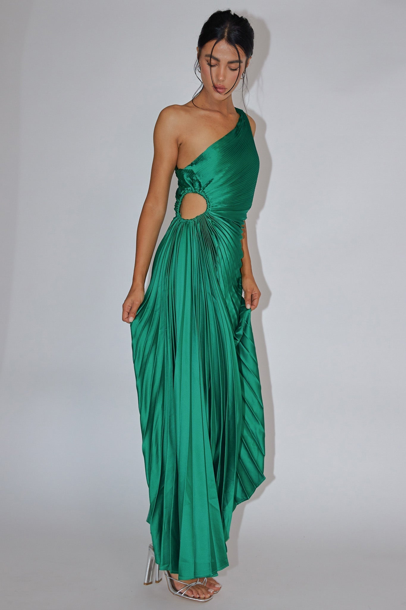 Panama Maxi Dress - Kelly Green - Pleated Dress With Side Cut Out