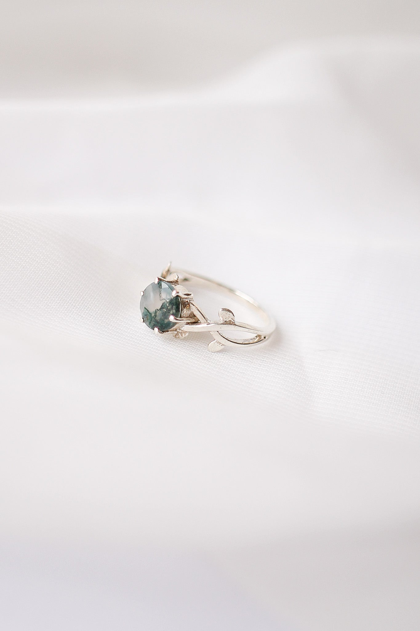 Willow Moss Agate Ring