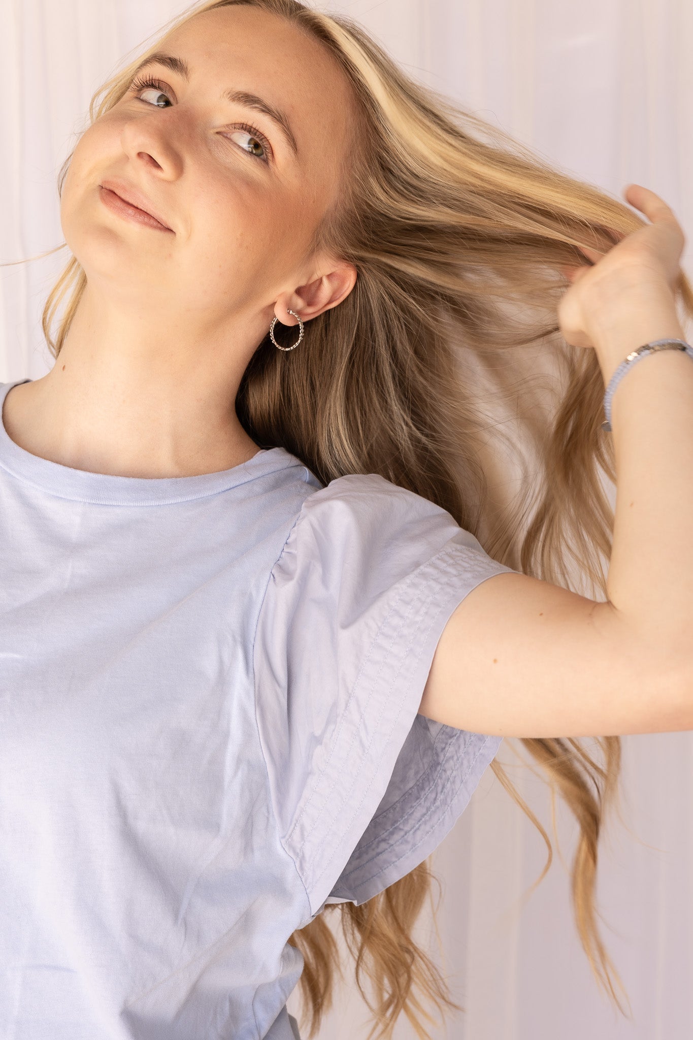 Ivy Hoop Lightweight Earrings