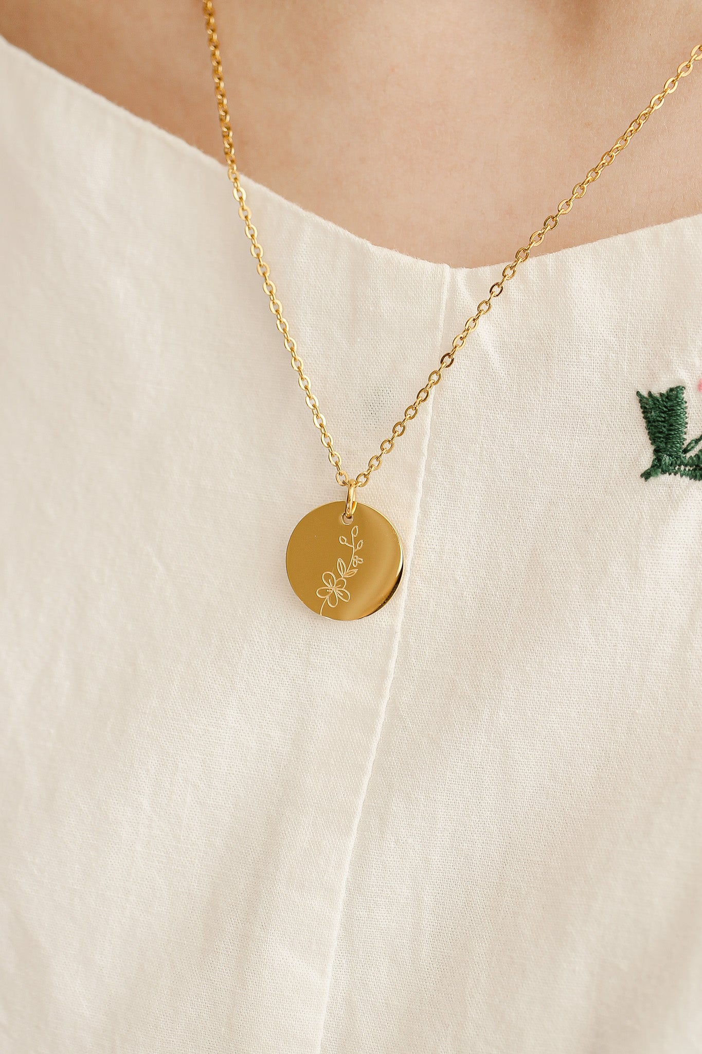 Birth Flower Pendant Necklace