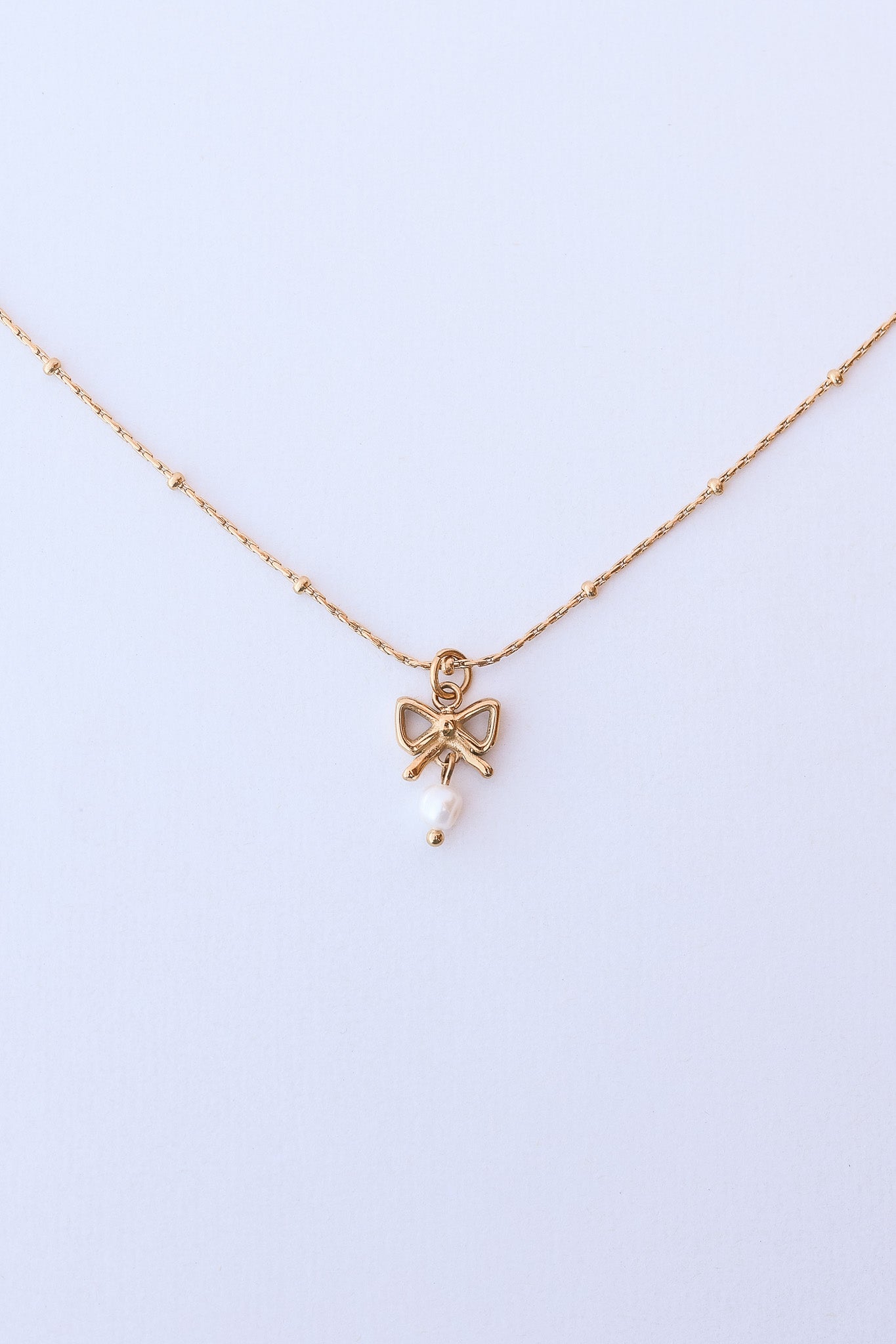Jane Bow & Pearl Necklace