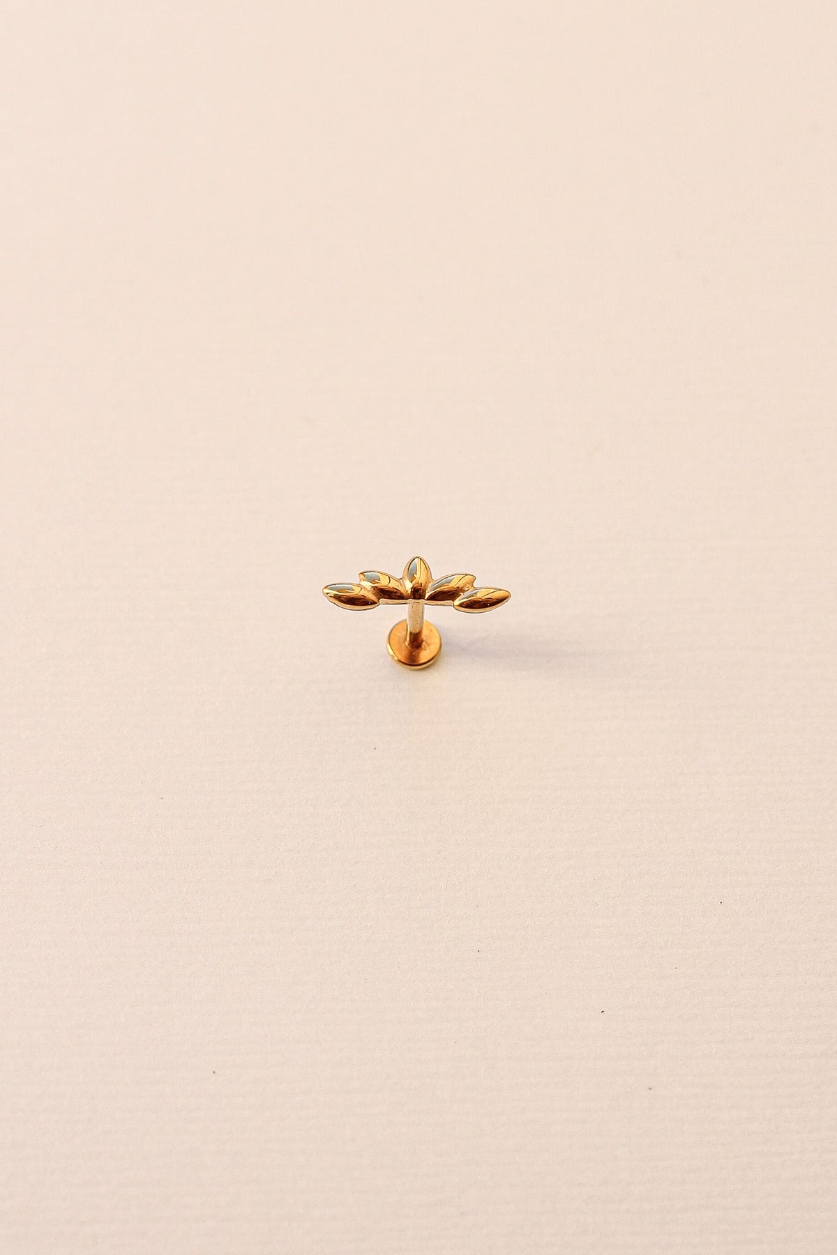 Camilla Flat Back Stud