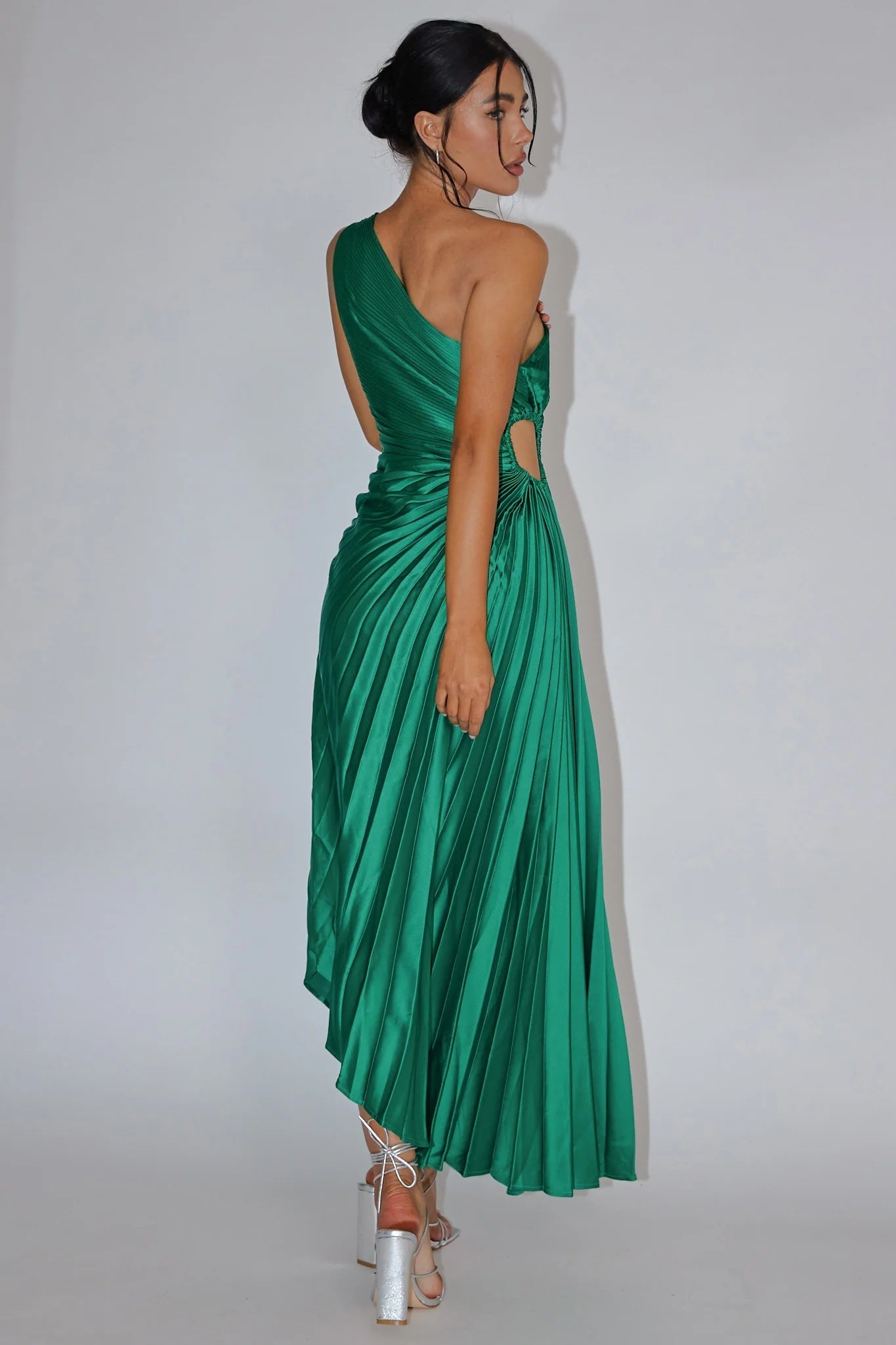 Panama Maxi Dress - Kelly Green - Pleated Dress With Side Cut Out